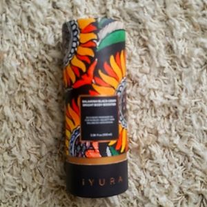 iYURA balaayah black glam bright body booster oil